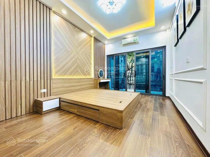 Cho thuê nhà riêng phố tôn thất tùng  354 trường chinh. nhà mới đẹp full nội thất.