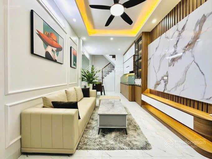Cho thuê nhà riêng phố tôn thất tùng  354 trường chinh. nhà mới đẹp full nội thất.