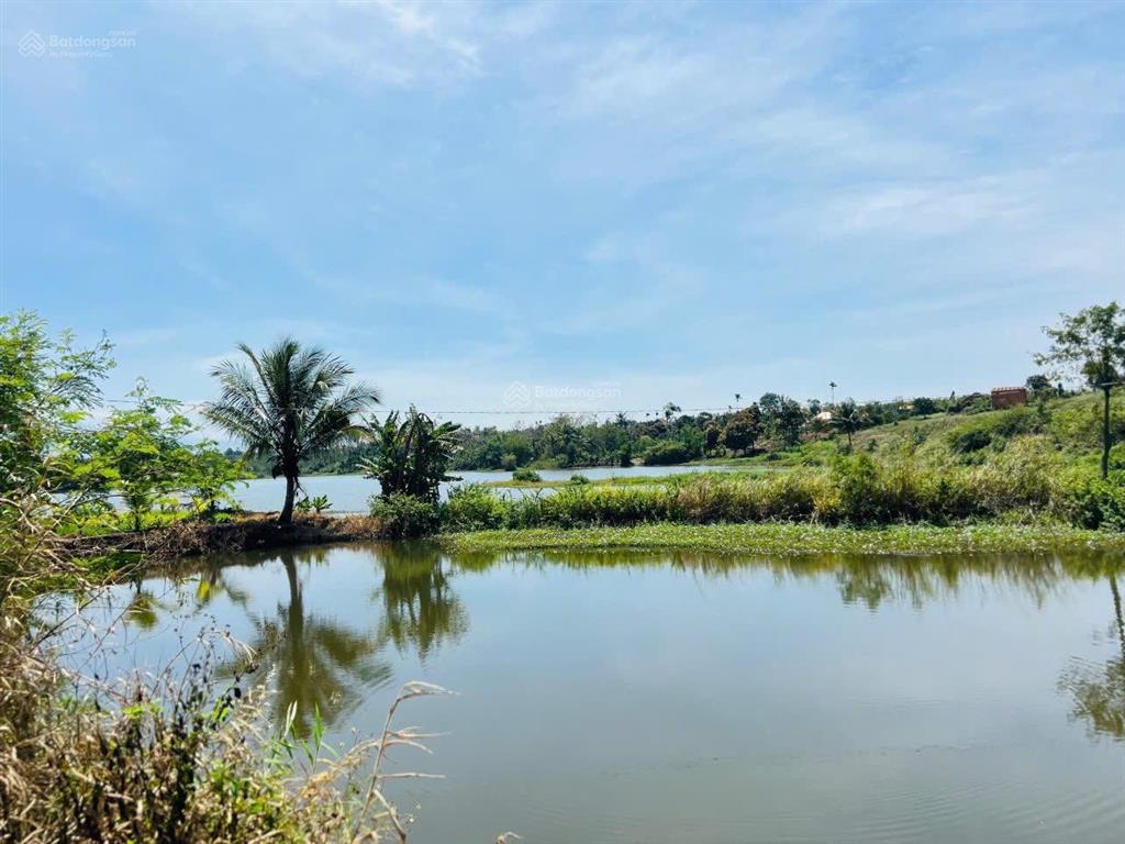 View hồ tự nhiên cư kuin sẵn thổ cư 400m2 giá hơn 2 tỷ chỉ còn 1 tỷ 799 triệu