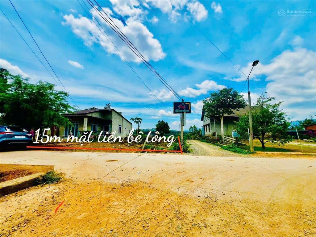 Lô đất siêu đẹp gần chợ chỉ 945tr