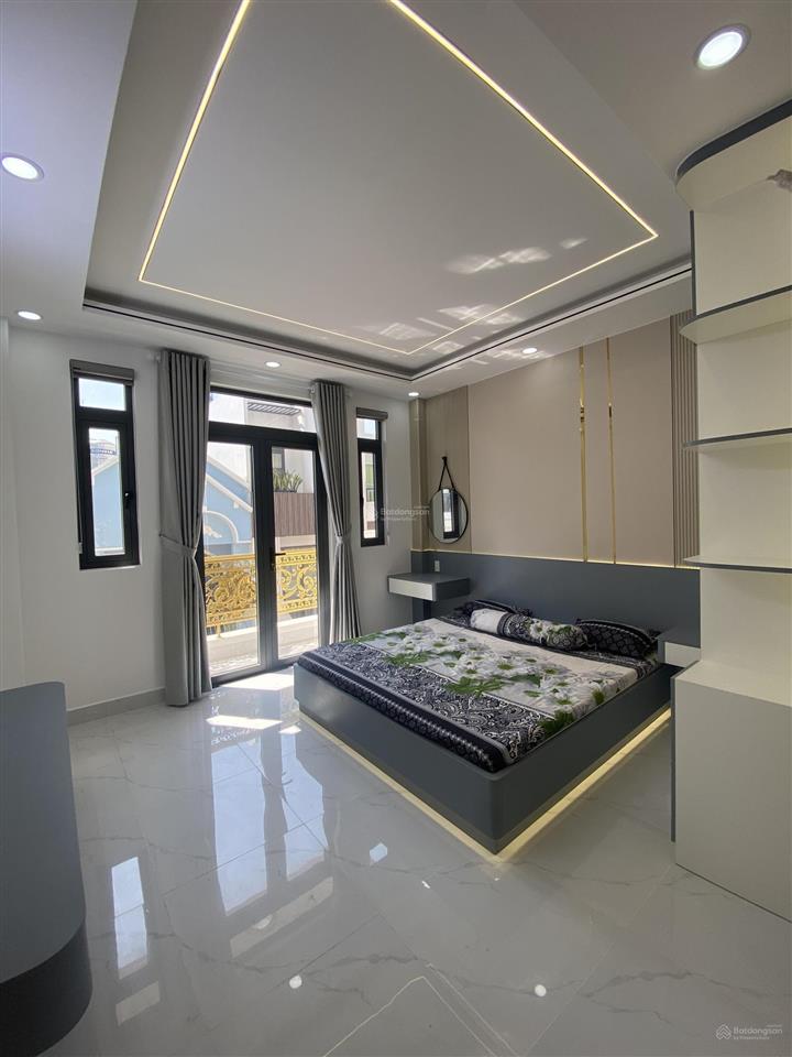 Nhà 5 tầng full nội thất, khu vip đồng bộ, vỉa hè, điện âm, chỉ 6tỷ2 còn tl mạnh