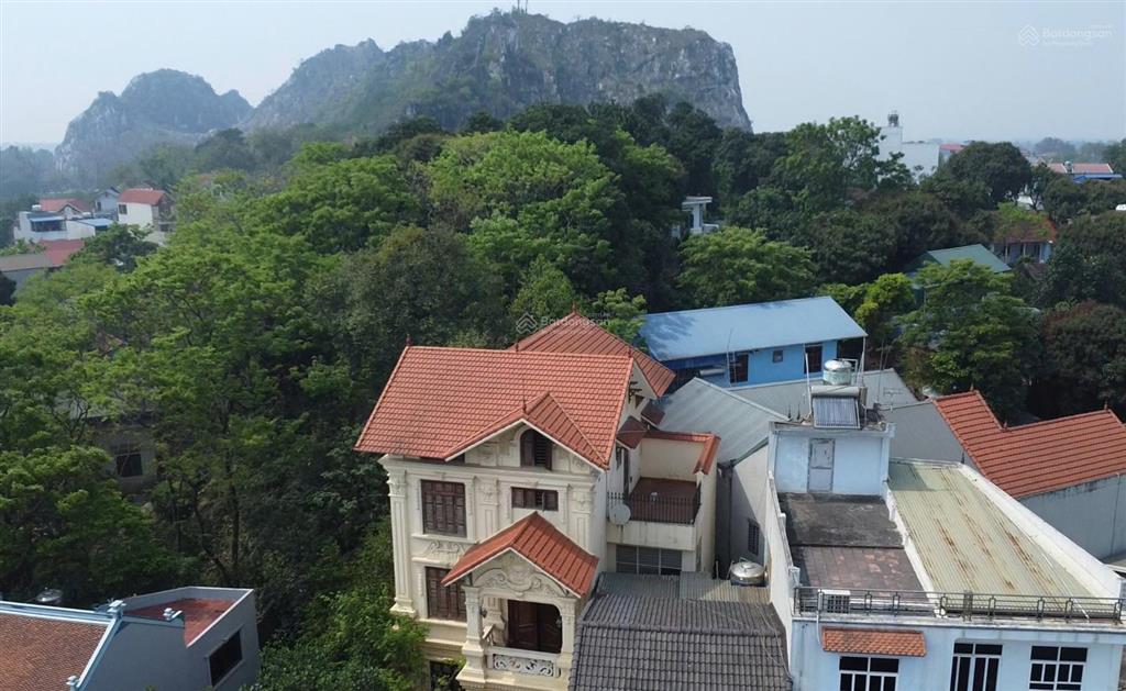 Cho thuê biệt thự sân vườn 488m² phụng châu phường chương mỹ