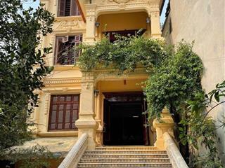 Cho thuê biệt thự sân vườn 488m² phụng châu phường chương mỹ