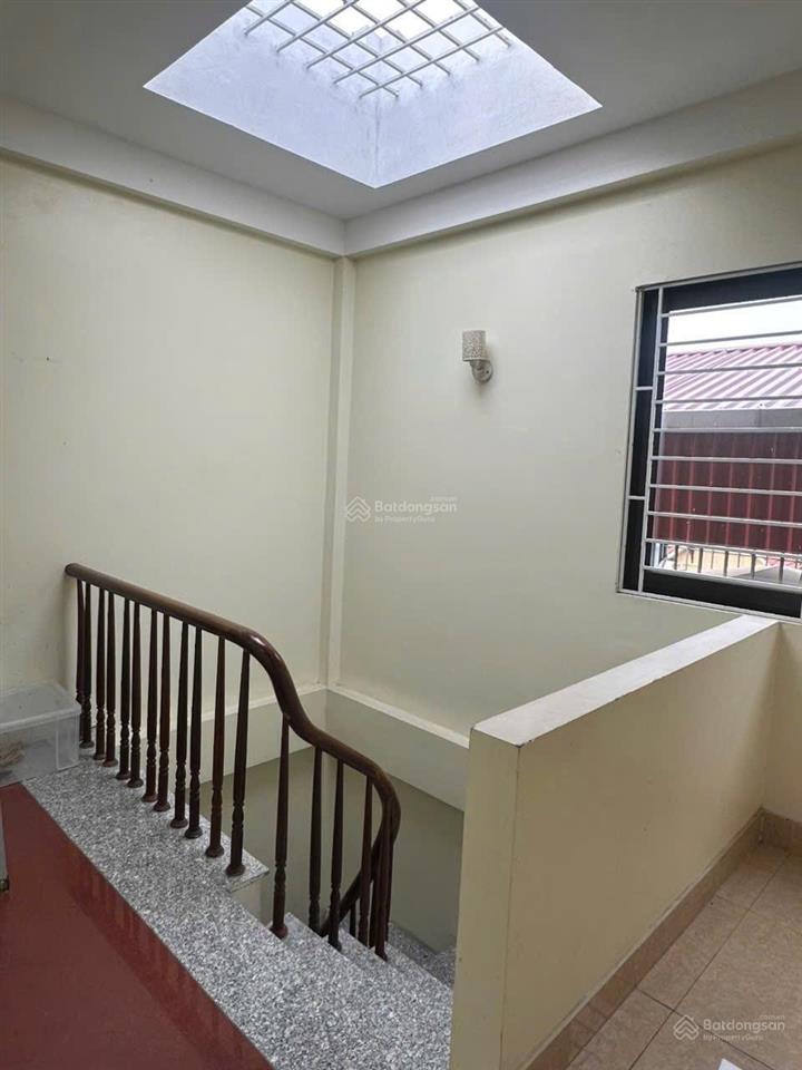 Nhà đẹp thụy phương ở ngay 30m x 5 tầng ngõ thông, gần ô tô full nội thất, 2 thoáng