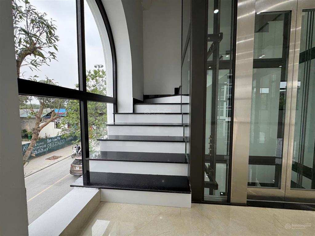 Bán biệt thự lô góc 3 mặt tiền mặt phố sa đôi đại mỗ, 205,7m, thang máy, kinh doanh đỉnh cao