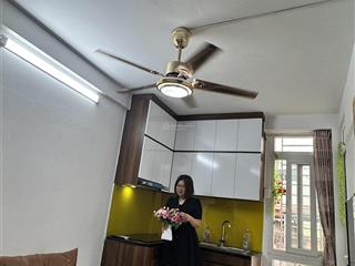 Căn hộ chung cư giải phóng  ngã tư vọng 50m2  2 ngủ  ban công thoáng sáng  full nội thất