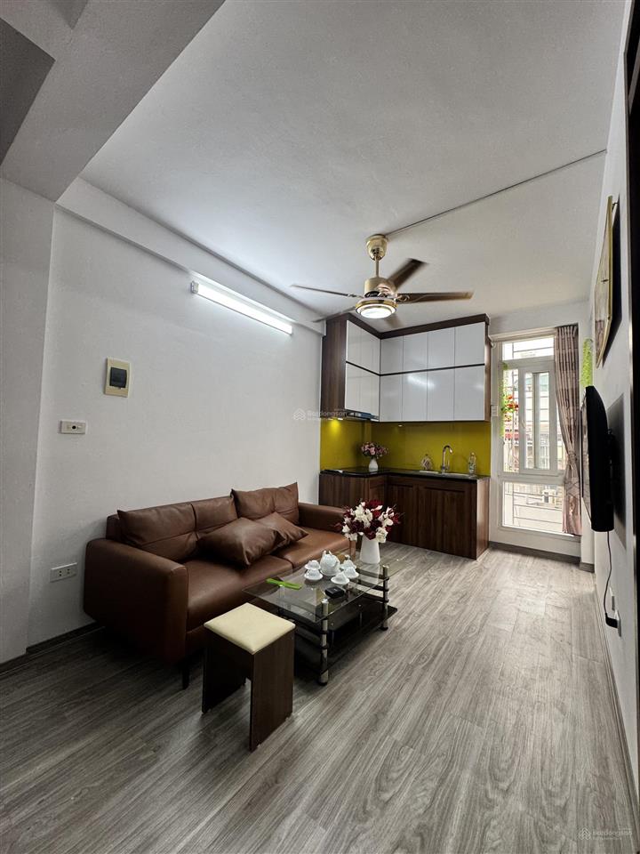 Căn hộ chung cư giải phóng  ngã tư vọng 50m2  2 ngủ  ban công thoáng sáng  full nội thất