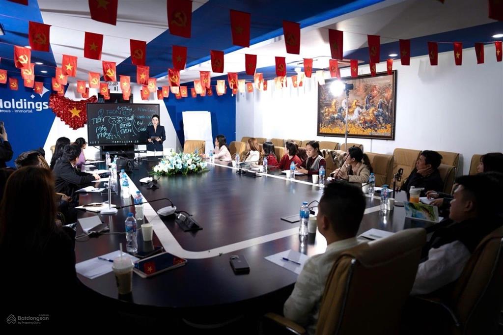 Hồ tùng mậu vỉa hè ô tô 120m 10 tầng thông sàn giá 94 tỷ