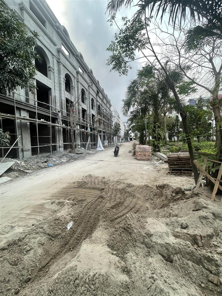 45tr/m2 bán nhà rẻ nhất dự án, ngay công viên, cổng chính dự án
