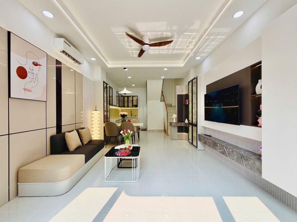 HẠ 500TR} Bán Gấp Nhà Nguyễn Văn Công, P3, Gò Vấp - 4x11=45m2 - 7.3 tỷ