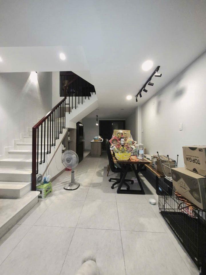NHÀ KHU PHÂN LÔ – 5 TẦNG – 64M² – HẺM 8M – QUANG TRUNG- 10.5 TỶ