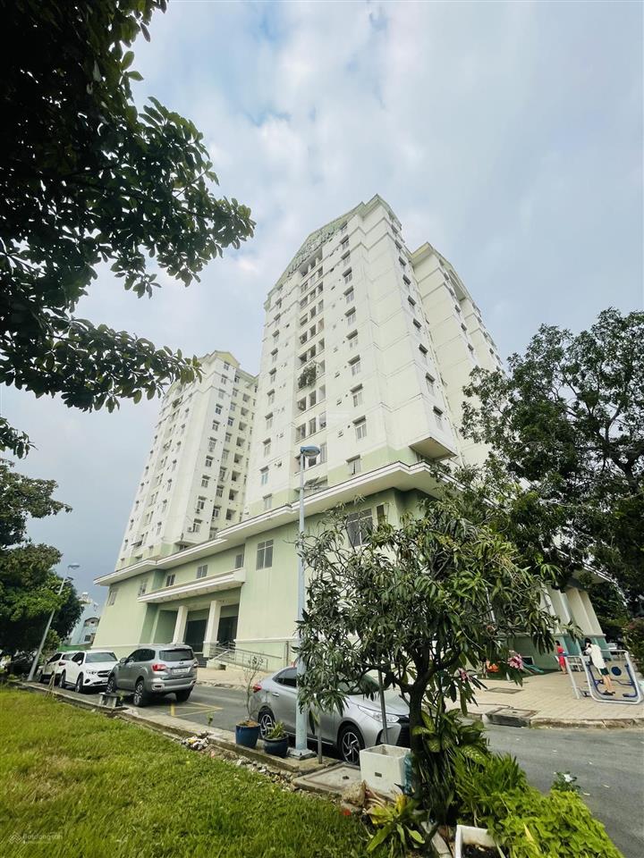 Bán chung cư nhất lan 2. 67m2. 2pn căn góc bancon thoáng mát chỉ 2x tỷ. sổ hồng sẵn