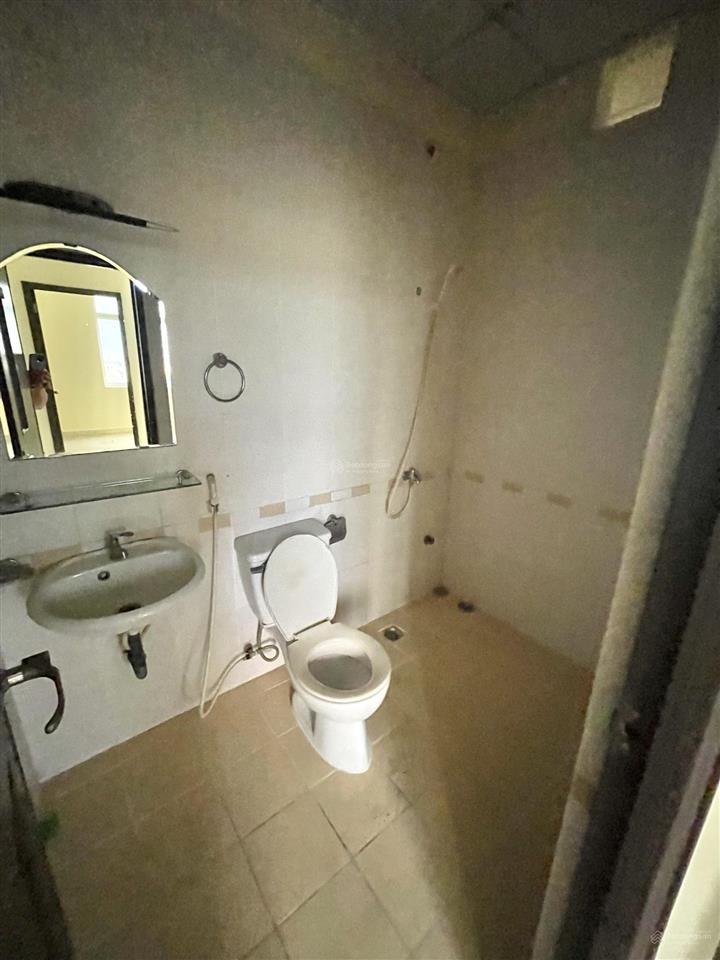 Bán chung cư nhất lan 2. 67m2. 2pn căn góc bancon thoáng mát chỉ 2x tỷ. sổ hồng sẵn