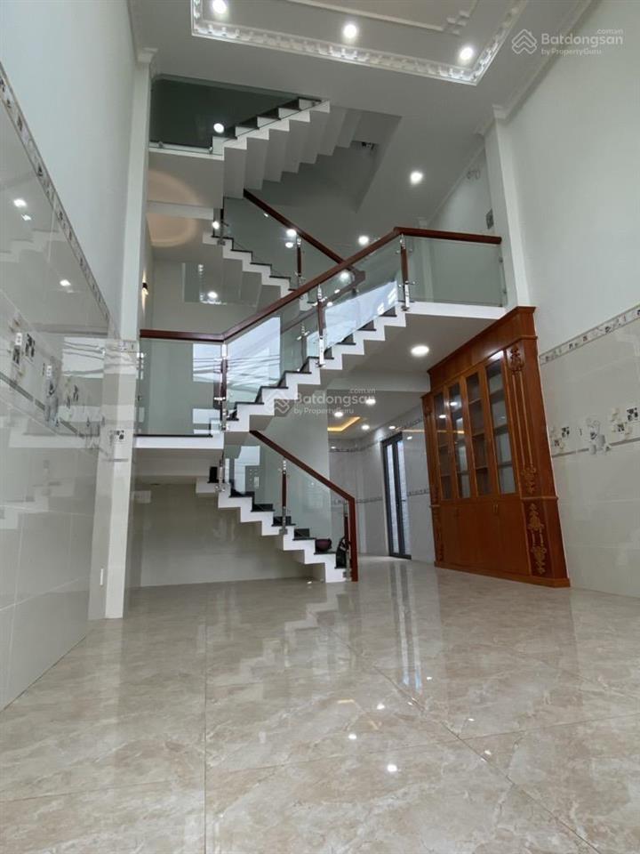 Hxh 688 hương lộ 2. 5 tầng btct. 6pn. ngang 5,7m. shr nhỉnh 8 tỷ. 0938 726 ***