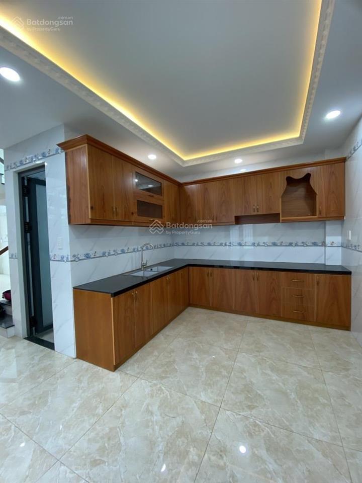 Hxh 688 hương lộ 2. 5 tầng btct. 6pn. ngang 5,7m. shr nhỉnh 8 tỷ. 0938 726 ***