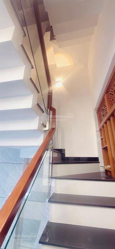 Hxh 5 tầng tỉnh lộ 10  bờ bắc sông chùa  4pn 3wc. sân thượng.shr. chỉ 6,8 tỷ tl.0938 726 ***