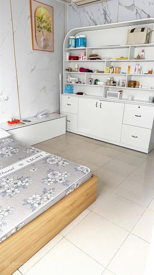 Bán căn hộ nhất lan 3  tân tạo  bình tân 2,1 tỷ shr, 60m2, 2pn, 1wc. 5p qua aeon mall