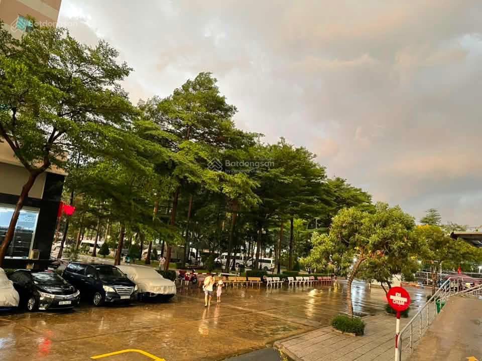 Bán căn hộ nhất lan 3  tân tạo  bình tân 2,1 tỷ shr, 60m2, 2pn, 1wc. 5p qua aeon mall
