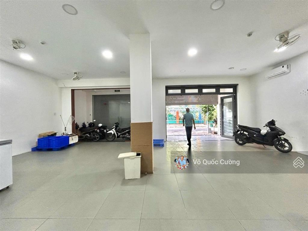 Nhà mặt phố sát khu tên lửa bình tân 250m2. 4 tầng btct 6pn6wc đang cho thuê 50tr/tháng. shr