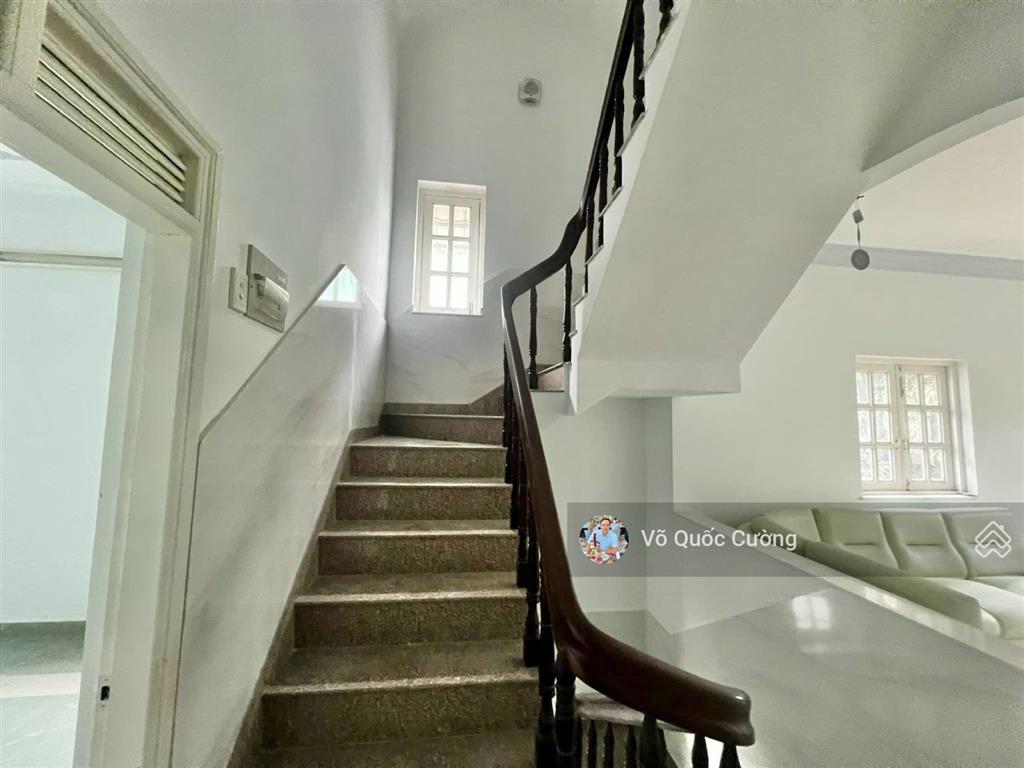 Cho thuê biệt thự 250m2, 30tr/tháng tại lộ tẻ, tân tạo  bình tân  4pn4wc. vừa ở vừa làm vpct