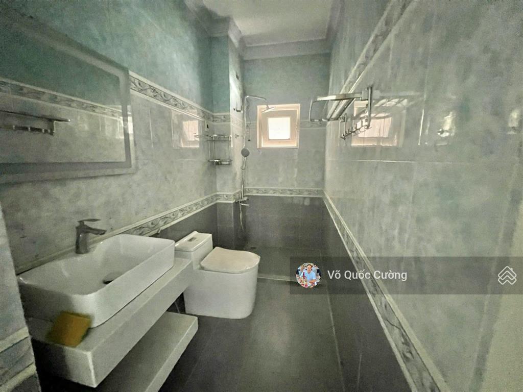 Cho thuê biệt thự 250m2, 30tr/tháng tại lộ tẻ, tân tạo  bình tân  4pn4wc. vừa ở vừa làm vpct