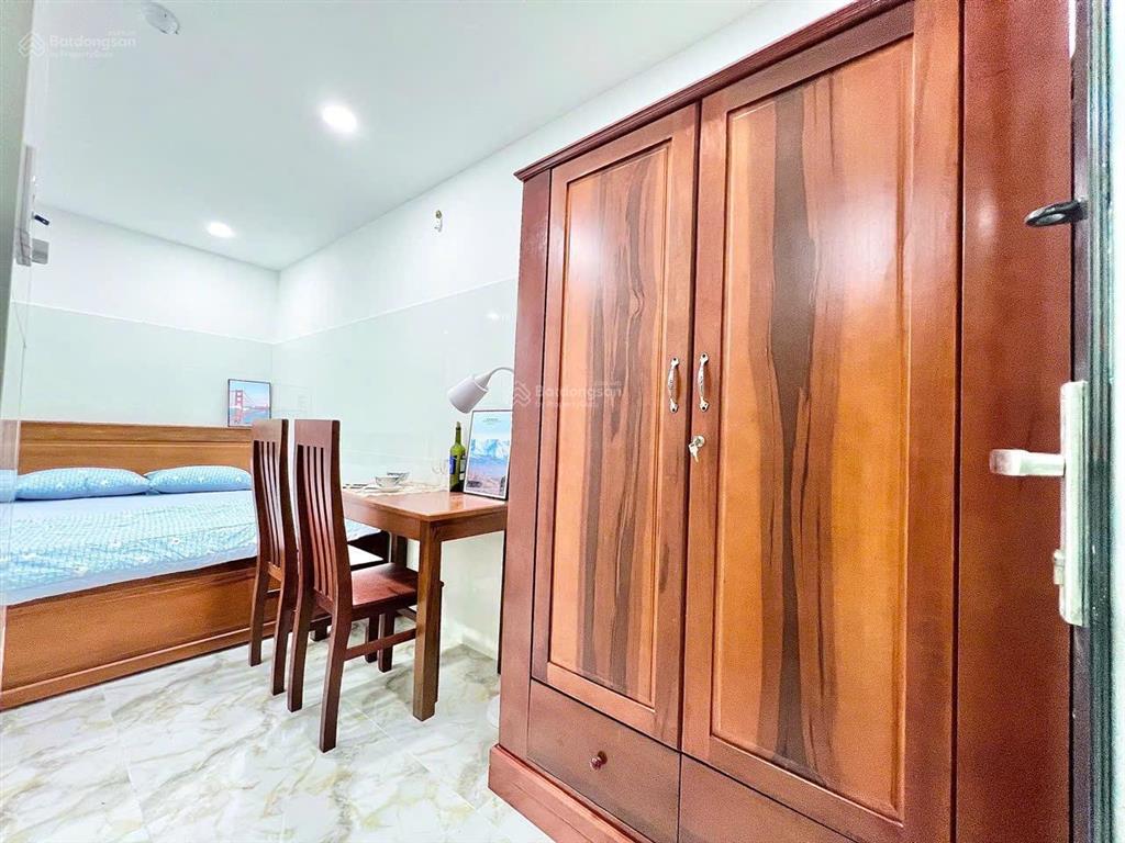 Gần cầu chữ y  thang máy  hầm xe  đầy đủ nội thất