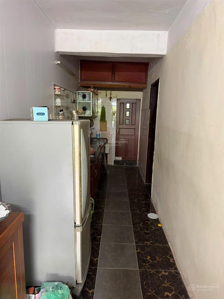Cho thuê 80 m2, 4pn, 1wc tại p216 nhà a10, tập thể 128c đại la, 8 triệu vnd