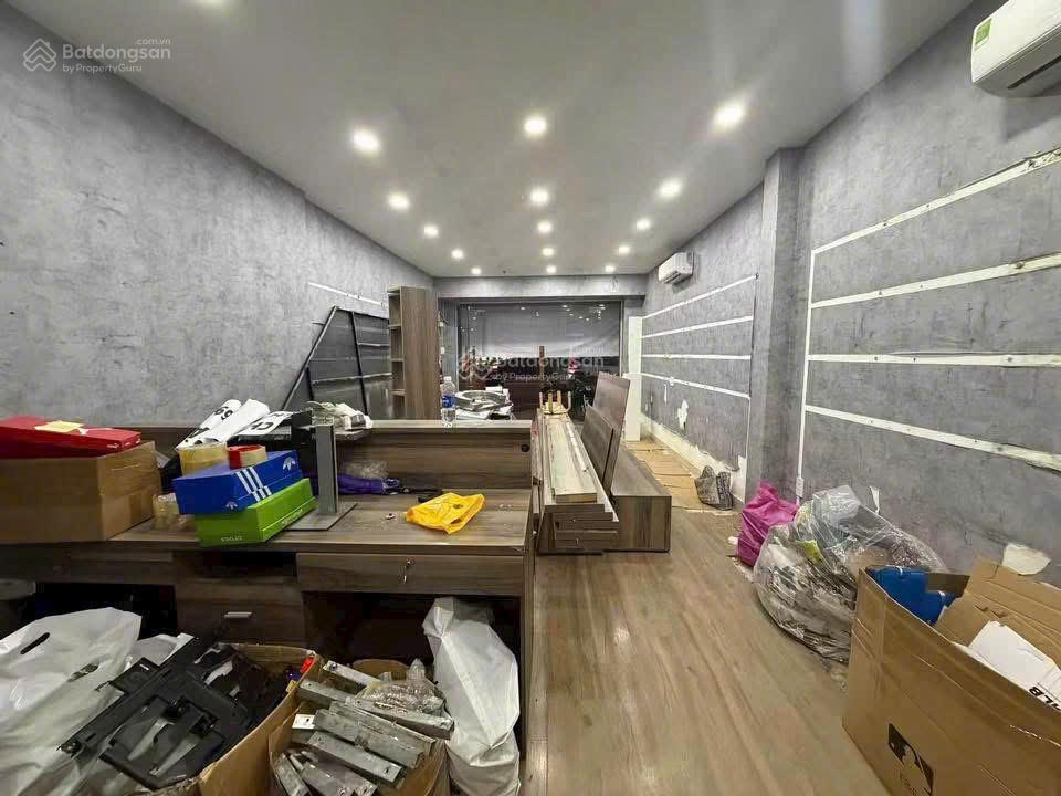 Cho thuê nhà mặt tiền 349 nguyễn tri phương quận 10