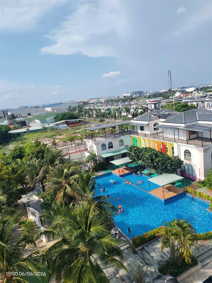 Căn hộ 35m², sổ riêng, khu mặt tiền tỉnh lộ 824, khu dân cư đông đúc.