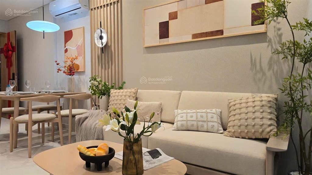 50m² căn 2 phòng ngủ, sổ hồng riêng, ngân hàng hỗ trợ vay nhanh, mặt tiền tỉnh lộ 10, sát bình tân