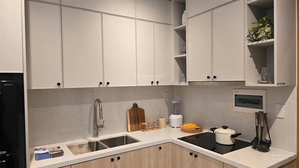 50m² căn 2 phòng ngủ, sổ hồng riêng, ngân hàng hỗ trợ vay nhanh, mặt tiền tỉnh lộ 10, sát bình tân