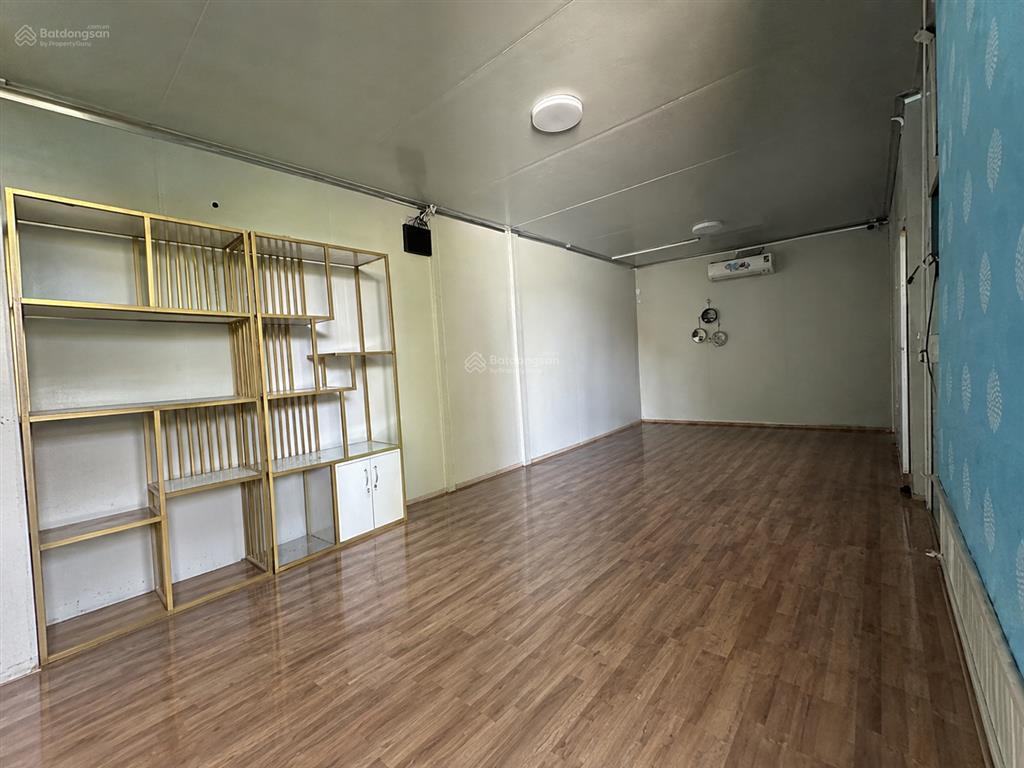 Chỉ 24 tr/tháng kho xưởng 400m nền epoxy, sẵn văn phòng làm việc xịn sò, đường xe tải 8 tấn