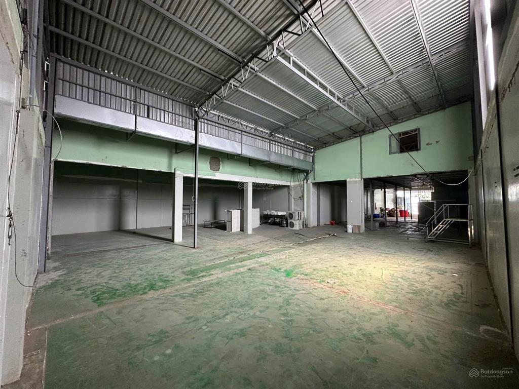 Chỉ 24 tr/tháng kho xưởng 400m nền epoxy, sẵn văn phòng làm việc xịn sò, đường xe tải 8 tấn