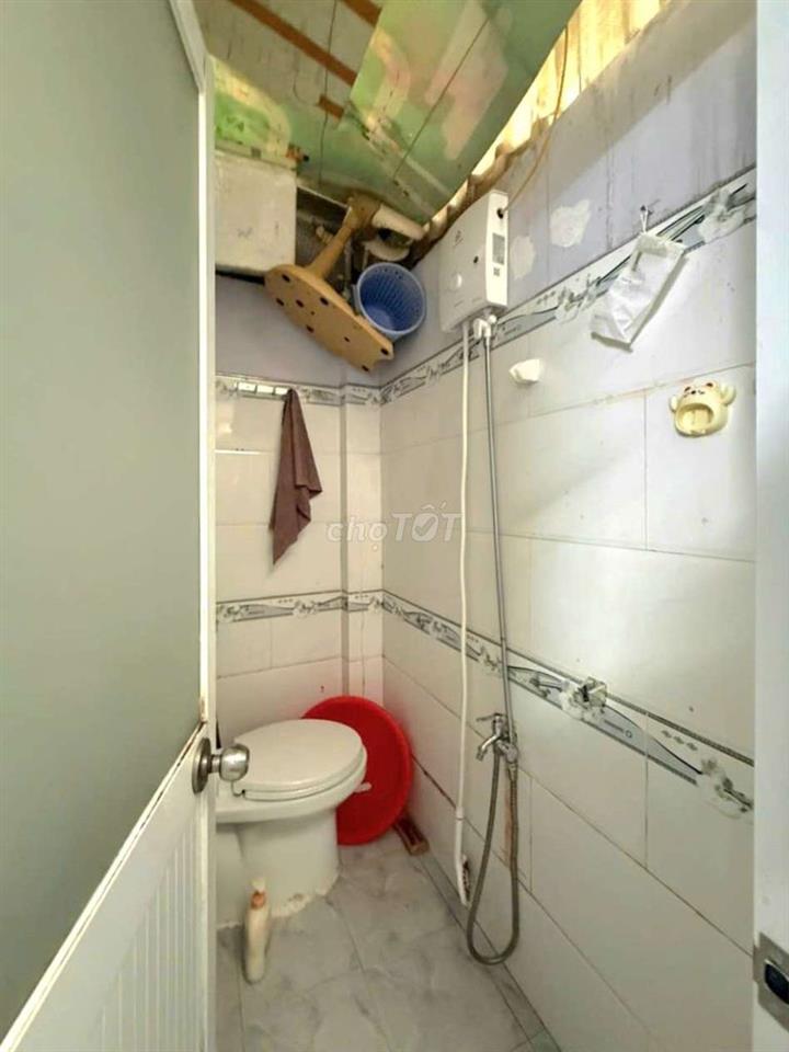 cần bán gấp nhà hẻm 6m, vị trí dễ kinh doanh