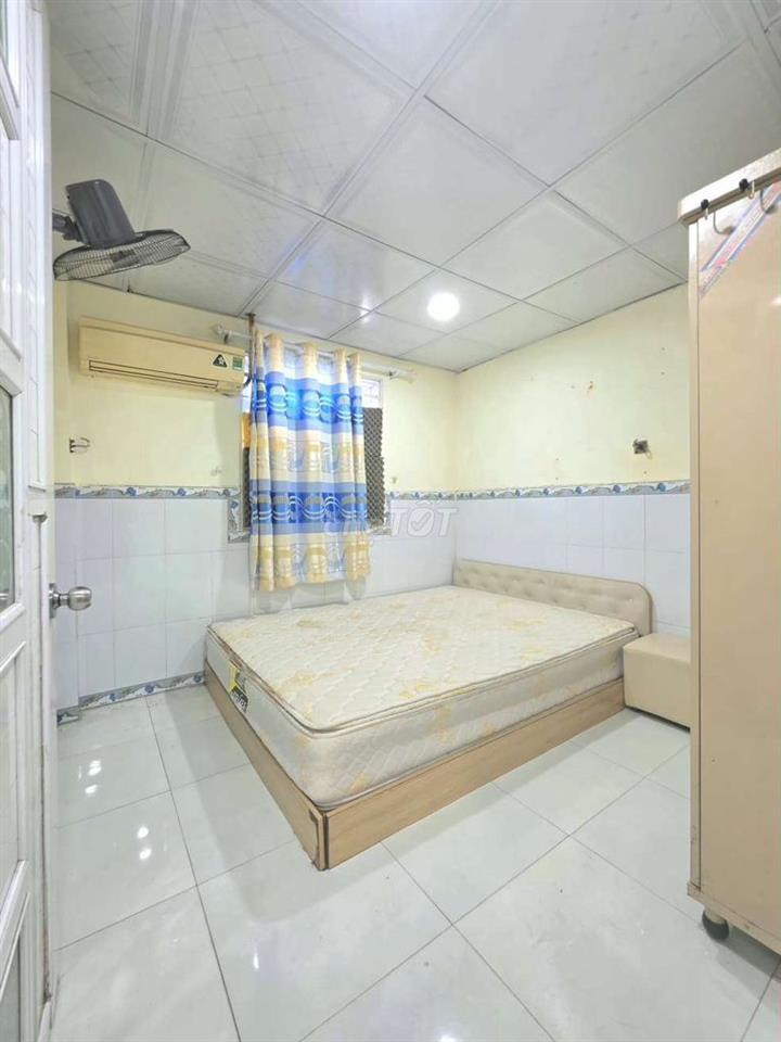 chuyển chỗ ở mới cần bán gấp nhà 50m² đầy đủ nội thất