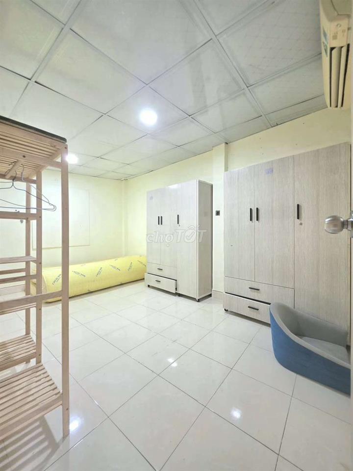 chuyển chỗ ở mới cần bán gấp nhà 50m² đầy đủ nội thất