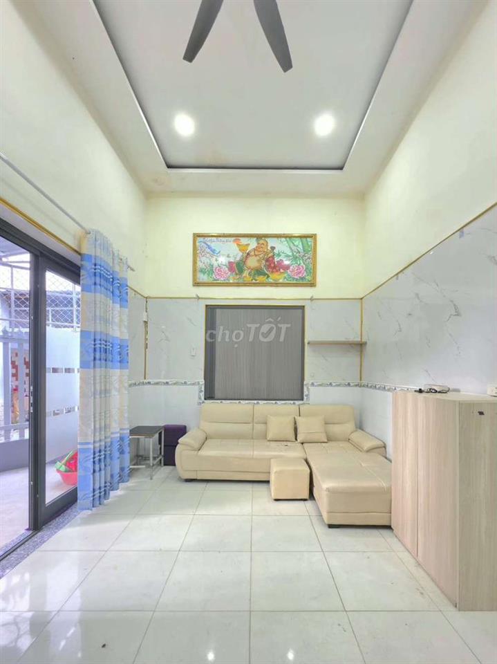 chuyển chỗ ở mới cần bán gấp nhà 50m² đầy đủ nội thất
