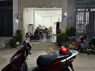 Cần bán nhà chính chủ đang ở
