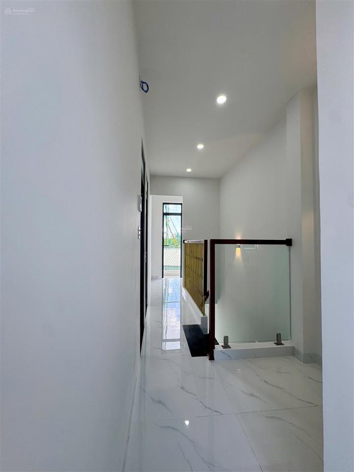 Nhà mới 2 tầng vĩnh trung  nha trang chỉ hơn 2 tỷ