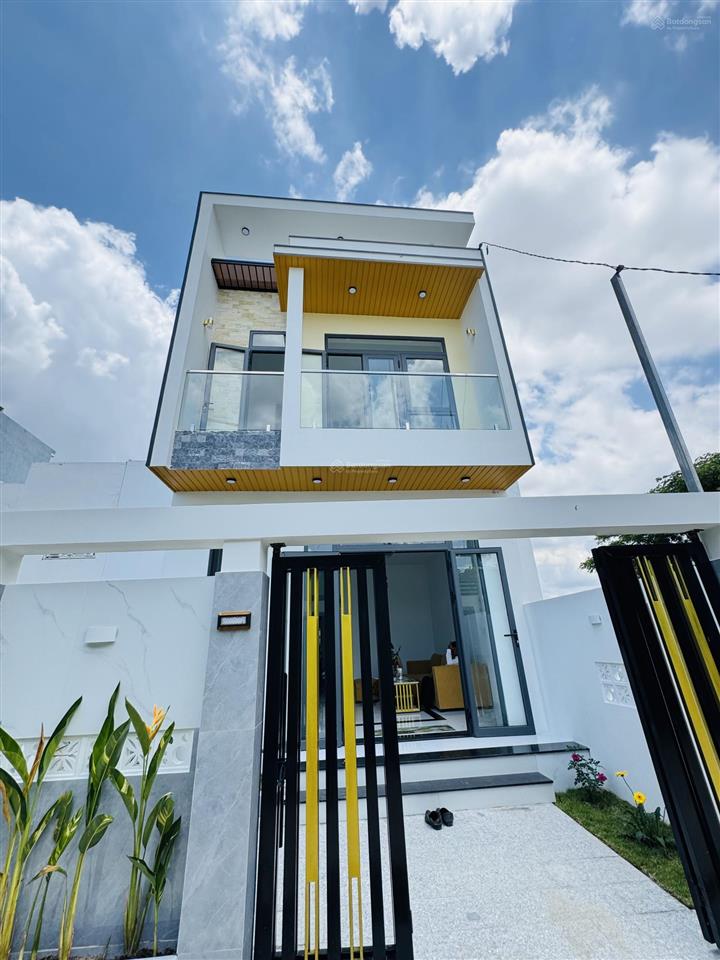 Nhà mới 2 tầng vĩnh trung  nha trang chỉ hơn 2 tỷ