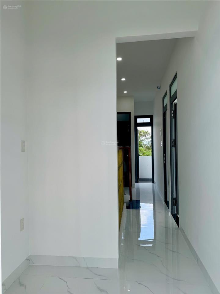 Nhà mới 2 tầng vĩnh trung  nha trang chỉ hơn 2 tỷ