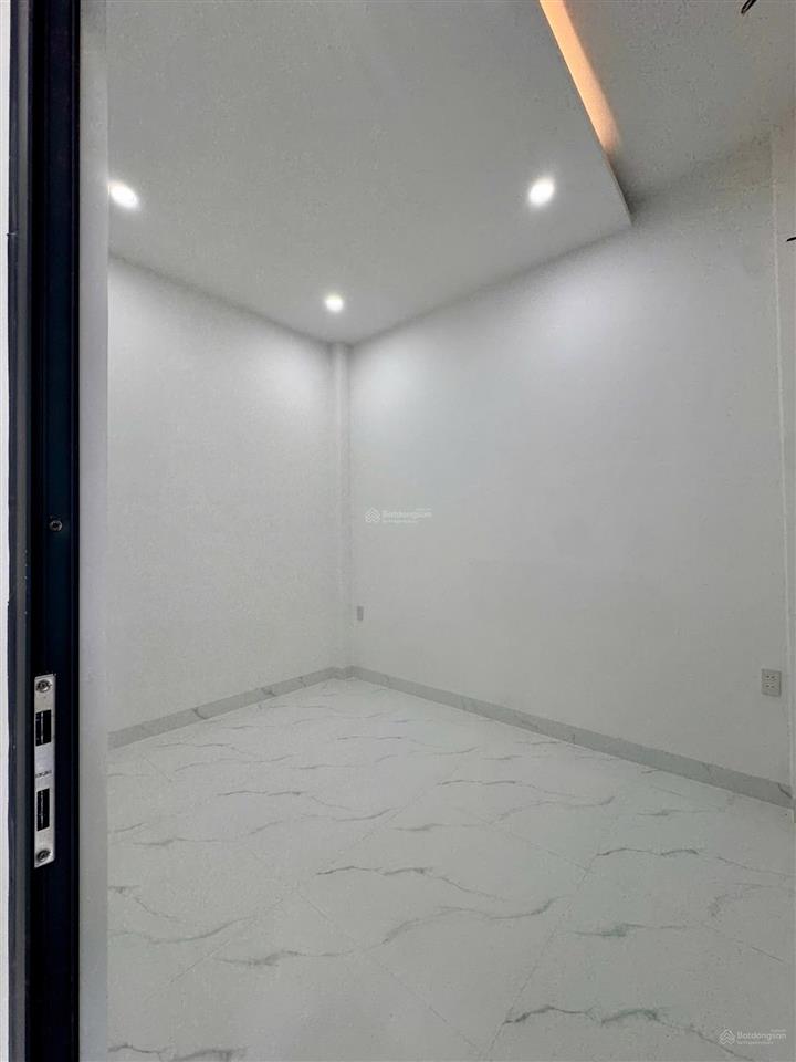 Nhà mới 2 tầng vĩnh trung  nha trang chỉ hơn 2 tỷ