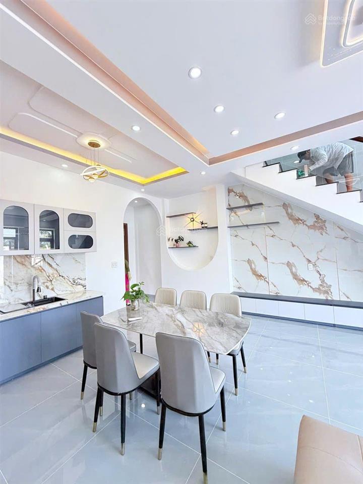 Bán nhà mới 2 tầng diên khánh nha trang đường oto tận nới chỉ hơn 2 tỷ ! dọn vào ở ngay