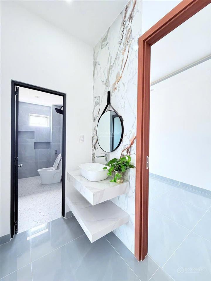 Bán nhà mới 2 tầng diên khánh nha trang đường oto tận nới chỉ hơn 2 tỷ ! dọn vào ở ngay
