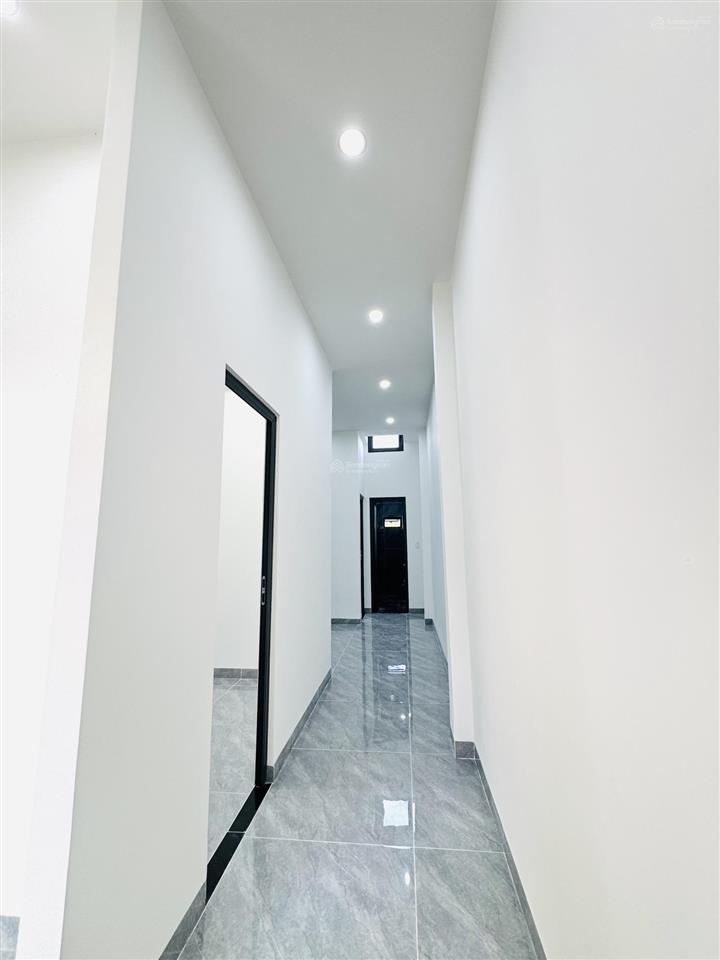 Bán nhà mới diên khánh 2 tầng đường ô tô cách biển 20 phút  chỉ 2 tỷ 190 giá tốt nhất khu vực