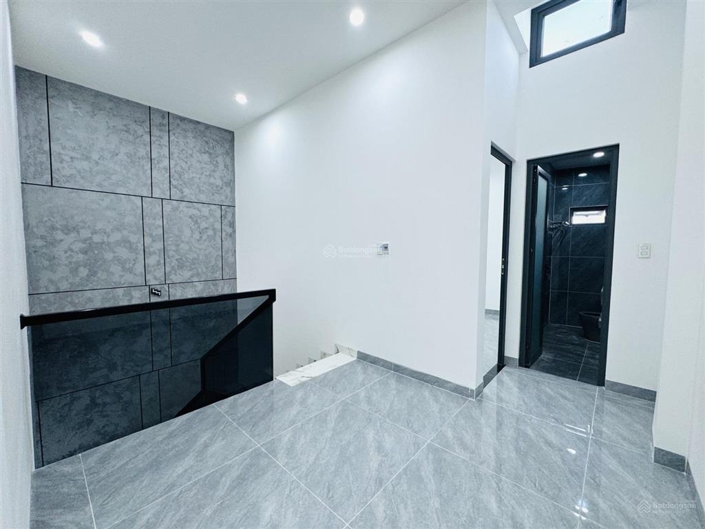 Bán nhà mới diên khánh 2 tầng đường ô tô cách biển 20 phút  chỉ 2 tỷ 190 giá tốt nhất khu vực