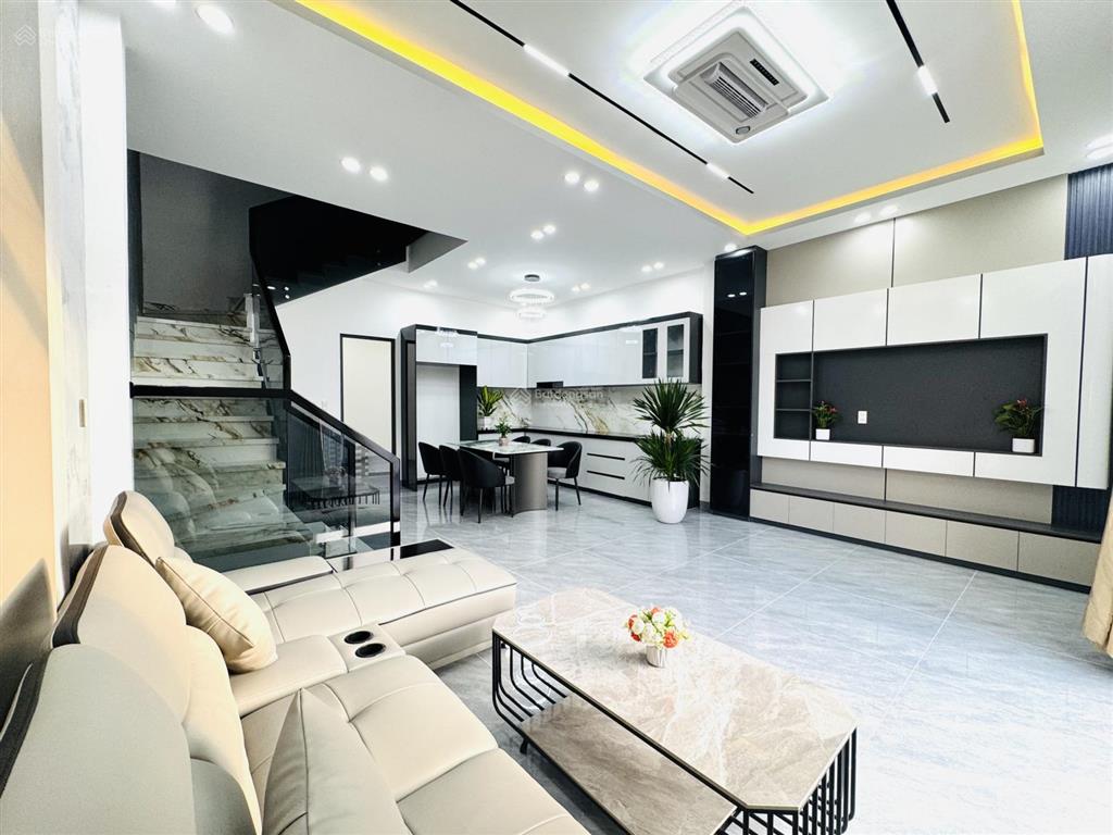 Bán nhà mới diên khánh 2 tầng đường ô tô cách biển 20 phút  chỉ 2 tỷ 190 giá tốt nhất khu vực