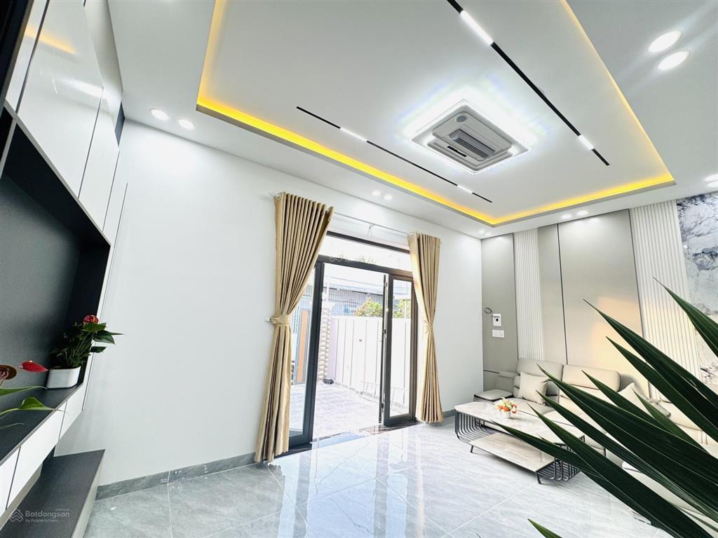 Bán nhà mới diên khánh 2 tầng đường ô tô cách biển 20 phút  chỉ 2 tỷ 190 giá tốt nhất khu vực