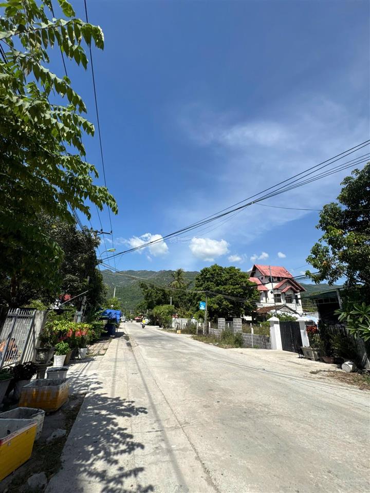 Bán gấp lô đất 130m2 ngang 9 tại phường nam nha trang, khánh hòa sổ hồng riêng giá rẻ