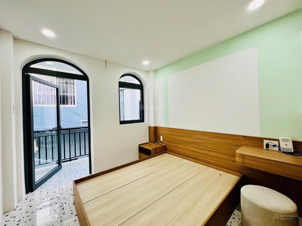 Bán nhà mặt phố 3 tầng mới đường hùng vương, phường nha trang, 4tỷ850 chính chủ uy tín